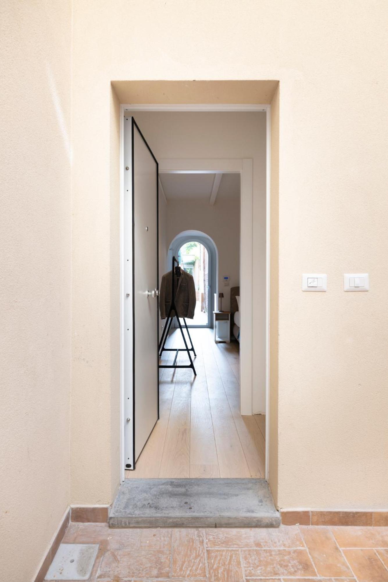 Aldrovandi Luxury Suites And Apartment Bologna Exterior foto