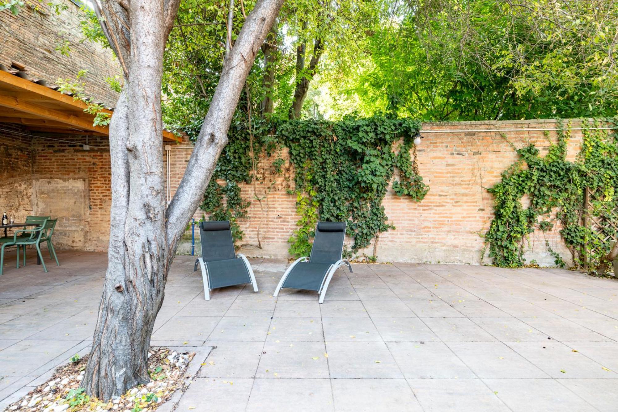 Aldrovandi Luxury Suites And Apartment Bologna Exterior foto